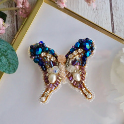 蝶々　ビーズ刺繍ブローチNO.７ 蝶々 ビーズ刺繍ブローチNO.7