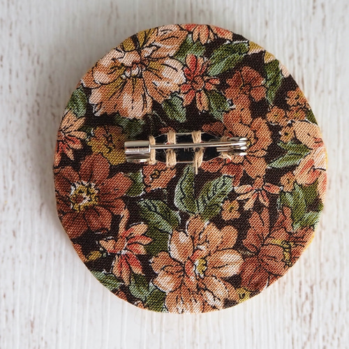 割引 1点物 ブローチ 身に着ける刺繍アート 風景刺繍 夕焼け 夕陽 画材