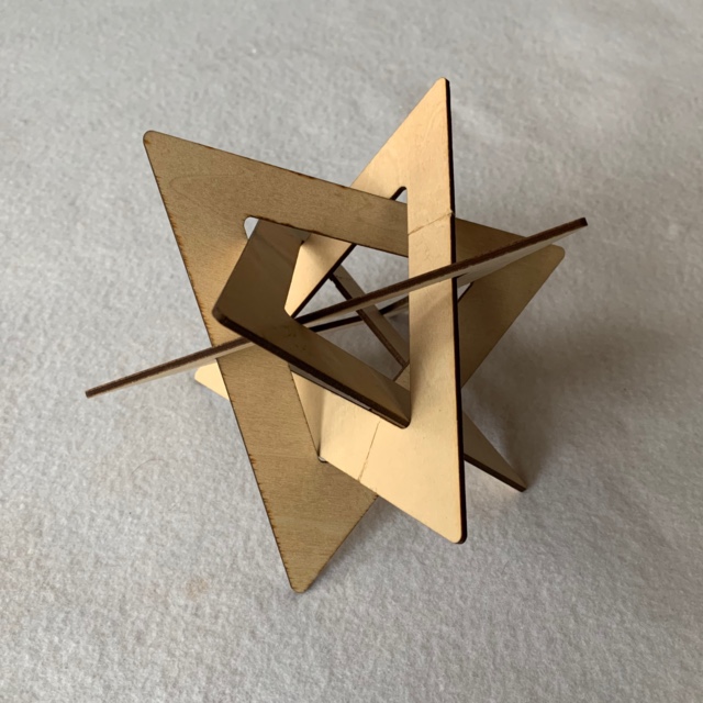 TriangleStar シナ共芯合板　Lサイズ