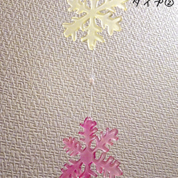 雪の結晶✳︎キャンディー色の縦長モビール 8枚目の画像