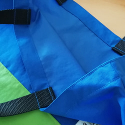 受注製作☆軽い！防水布のレッスンバッグ　青×黄緑　プールバッグに・雨の日のおけいこに 3枚目の画像