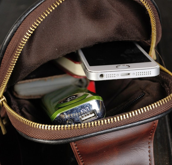 レトロウエストバッグメンズスモールチェストバッグ 斜めバッグ、カジュアルバッグ バックパック携帯電話バッグ 4枚目の画像