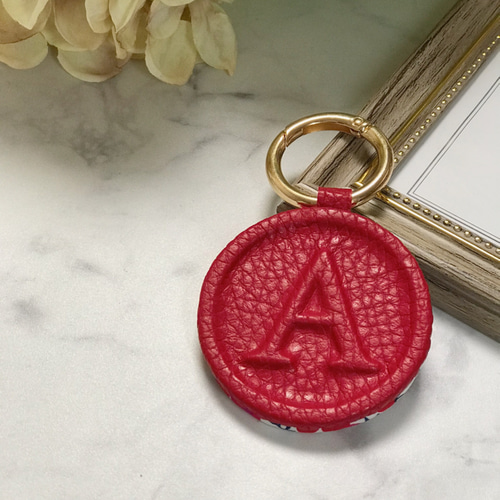 イニシャル自由♡》♡レザー×リバティ イニシャルチャーム♡ 大人  