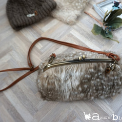 冬の新作＊バンビ柄ファーのがま口バッグ 2way【受注製作】 2枚目の画像