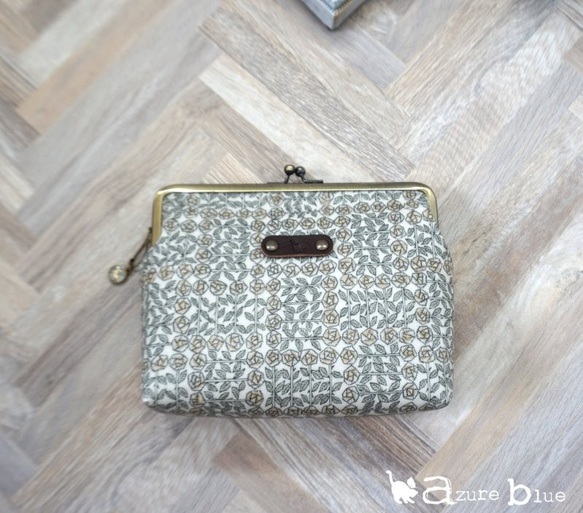 【受注製作】がま口通帳ケース リバティ Sleeping Rose ベージュ 5枚目の画像