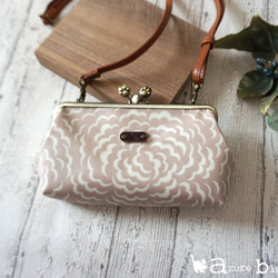 セール⋆がま口のお財布ショルダー　肉球＋リバティ Puff 2枚目の画像