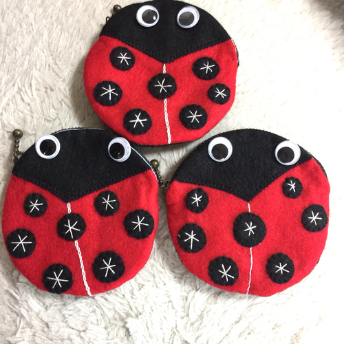 COACH コインケース 花とてんとう虫 美品 Amazon | COACH コーチ カーフレザー レディーバグ てんとう虫