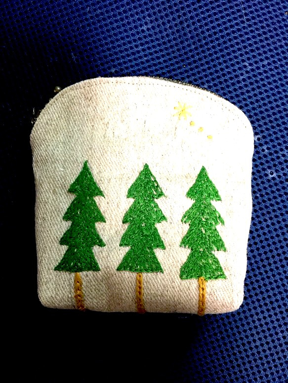 森の木と流れ星のミニポーチ 2枚目の画像