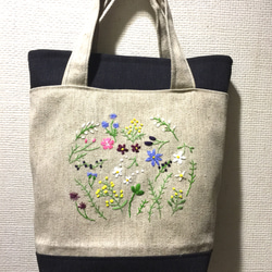 野の花刺繍のバケツトートバック 6枚目の画像