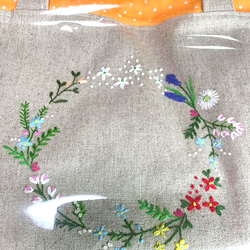 野の花刺繍の花飾り巾着トート 10枚目の画像