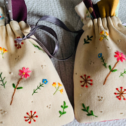 野の花刺繍のパッチワーク巾着 6枚目の画像