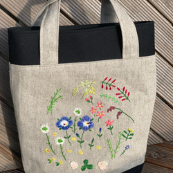 野の花刺繍のトートバック（オオイヌノフグリ） 3枚目の画像