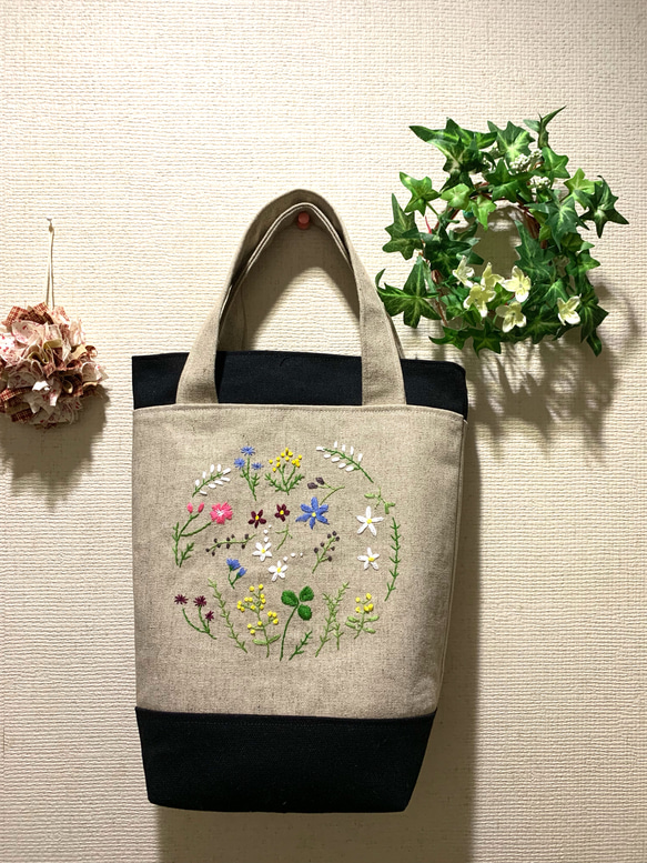 野の花刺繍のトートバック（オオイヌノフグリ） 7枚目の画像