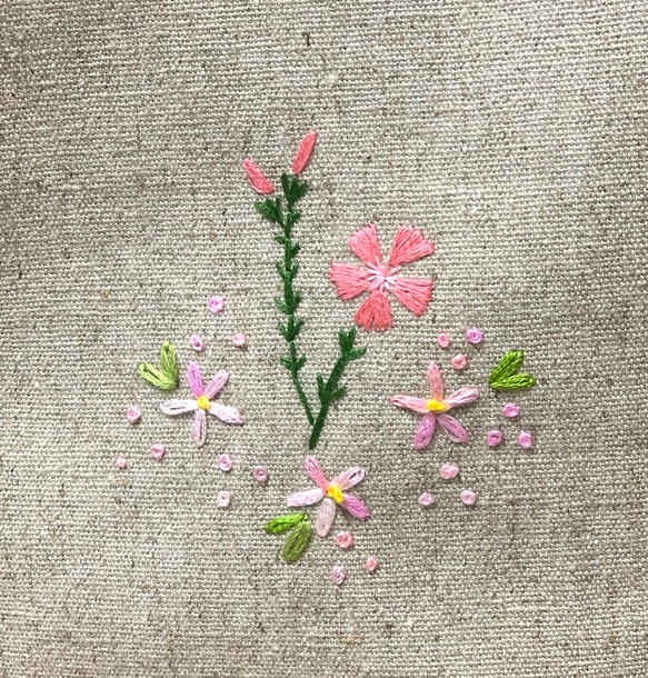 ピンクの花のバケツトートバック 6枚目の画像