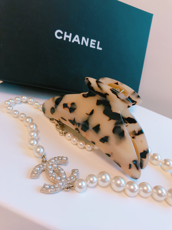 べっ甲　大サイズヘアクリップ強力髪の多い方フランス製パリ超高品質　マーブルべっこう　大人の女性へ 5枚目の画像