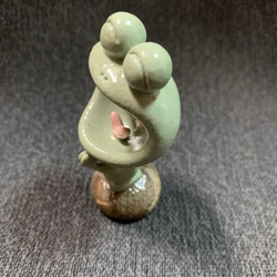 『口開けガエル』グリーン　萩焼き陶器人形　伝統工芸品 4枚目の画像