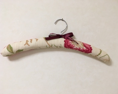 希少！新品・未使用品！ローラアシュレイ ローズ 壁掛け ハンガー フック LAURA ASHLEY - ローラアシュレイ ハンガーの通販 by そら's