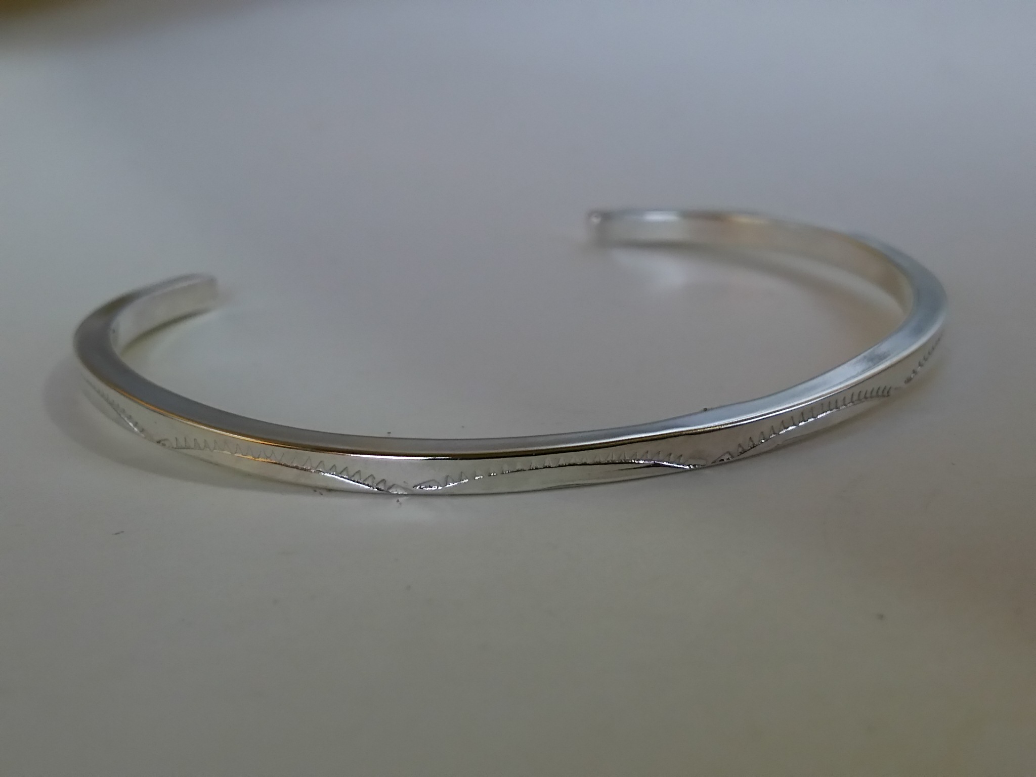 シルバー925 サン バングル インディアンデザイン