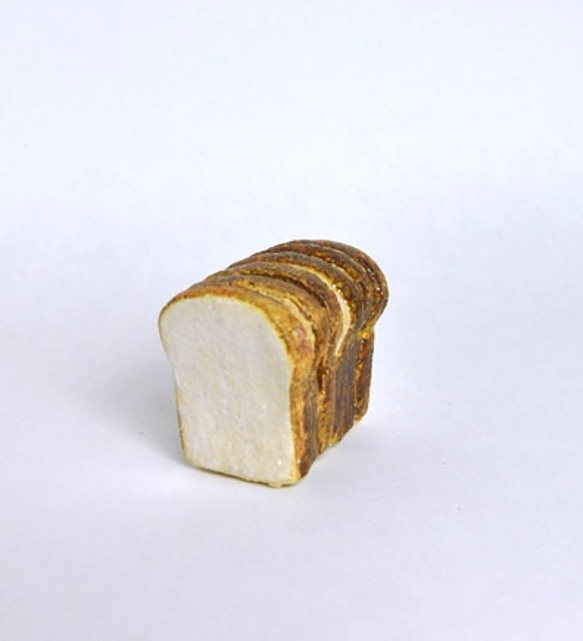 食パンのペーパーウェイト（六つ切り） 1枚目の画像
