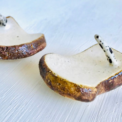 厚切麵包和鰻魚筷架 第5張的照片