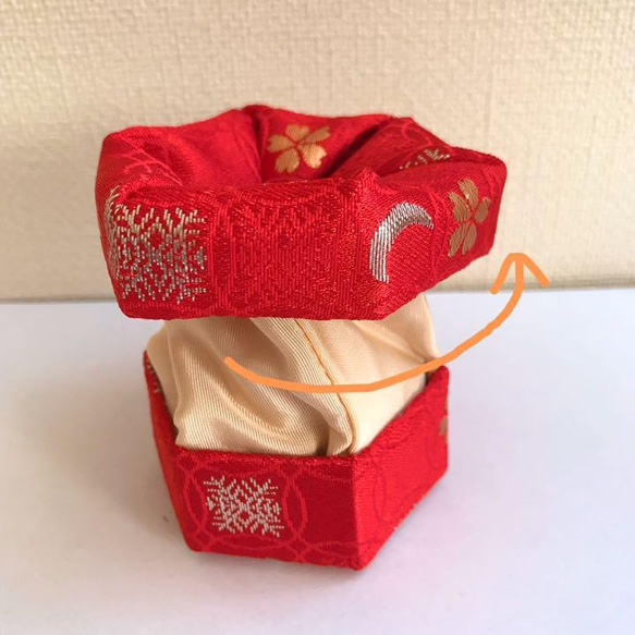 《２点セット》京都の布で作った和風小物入れ(布香合)【赤】 5枚目の画像