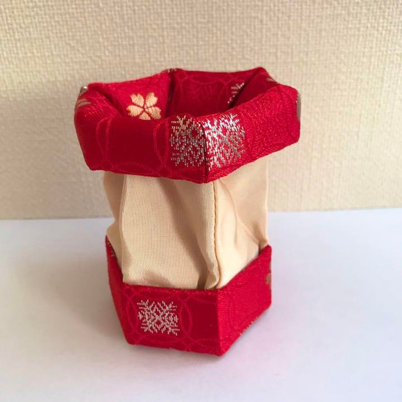 《２点セット》京都の布で作った和風小物入れ(布香合)【赤】 6枚目の画像