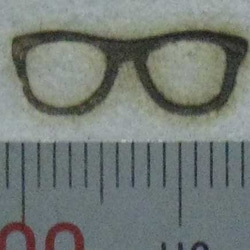 メガネの焼印です。 3枚目の画像