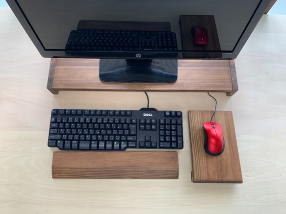 木製パソコンモニター台、マウスパッド、リストレスト 3枚目の画像