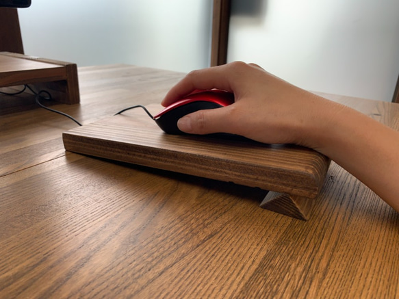 木製パソコンモニター台、マウスパッド、リストレスト 5枚目の画像