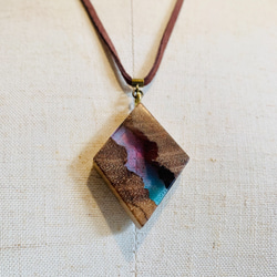 ウッドレジン　ネックレス 5枚目の画像