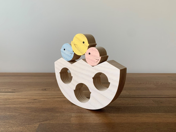 卵の殻とひよこ＊積み木・パズル＊プレゼント、ギフトにも！ 1枚目の画像