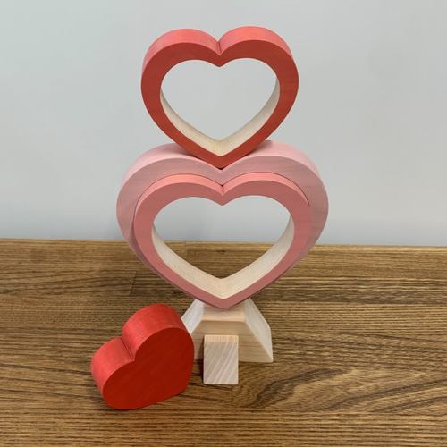 糸のこ名人が切り抜いた、飛び出すハートのオブジェ 立体・オブジェ