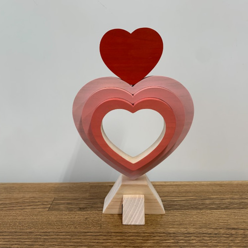 糸のこ名人が切り抜いた、飛び出すハートのオブジェ 立体・オブジェ