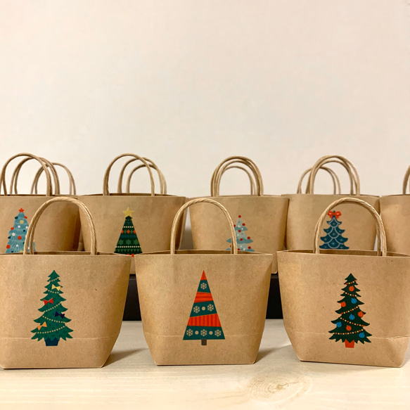〈送料無料〉ミニ紙袋　クリスマスツリー　12枚or24枚セット　アドベントカレンダーにも♩ 2枚目の画像