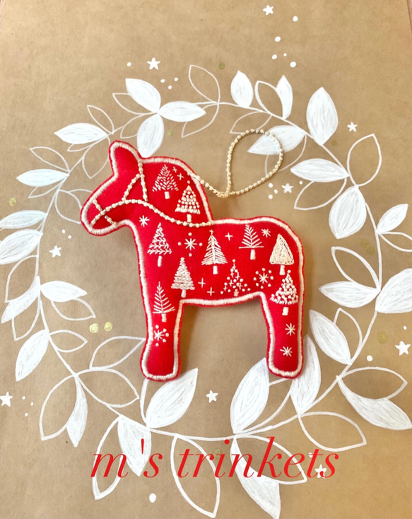 ダーナラホース 幸せを運ぶ馬 木製 置物 スウェーデン 北欧オブジェ