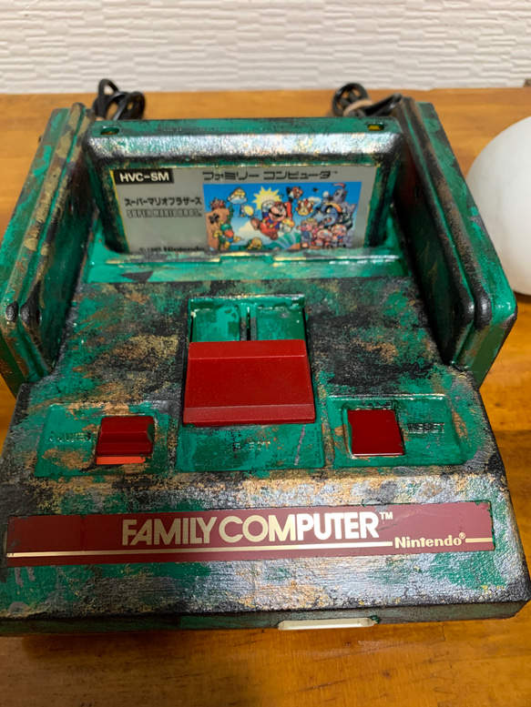 【現品1点物】ファミコンアンティーク。除菌スプレー置き場として推奨。 6枚目の画像