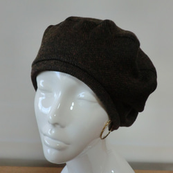 軽くて暖かい裏起毛のベレー帽　焦げ茶 2枚目の画像