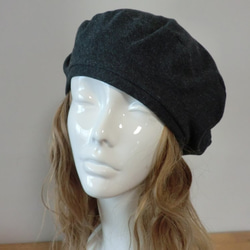 肌に優しい綿帽子　ベレー帽　杢糸　ダークグレー 3枚目の画像