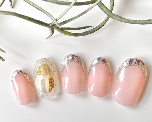 0_b563fd9b55bd98d431f75aa88330