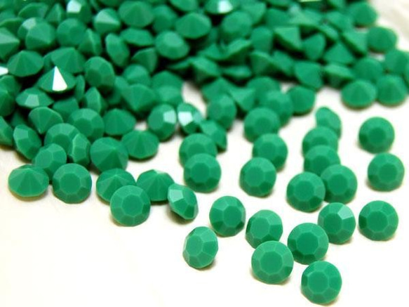 ヴィンテージ スワロフスキー art.1100 OPAQUE GREEN ss48 3/12gross