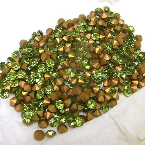 ヴィンテージ スワロフスキー art.1100 LIGHT OLIVINE ss30 90個