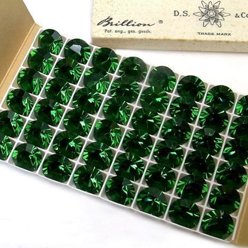 優先配送 ヴィンテージ スワロフスキー art.1102 GREEN TURMALINE ss60 24 その他