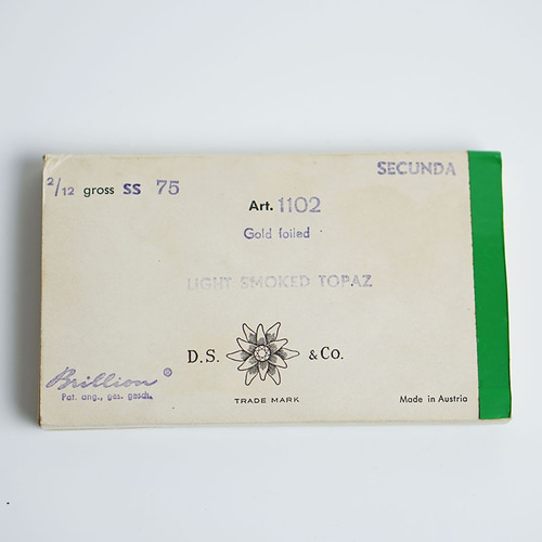 スワロフスキー art.1102 ss75　LIGHT SMOKED TOPAZ ヴィンテージ スワロフスキー art.1102 ss75 LIGHT SMOKED TOPAZ