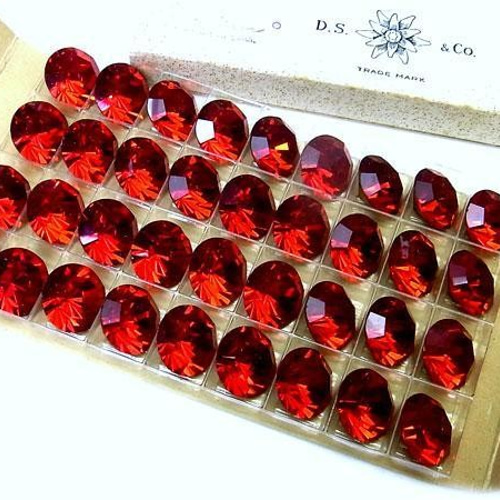 ヴィンテージ スワロフスキー art.1102 LIGHT SIAM ss65 9個 バラ売り