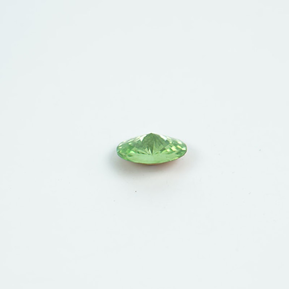 ヴィンテージ スワロフスキー art.1122 PERIDOT 16mm　リボリ　18個 バラ売り 8枚目の画像