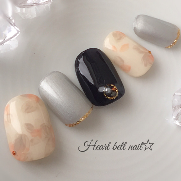 New＊ 大人なモダンフラワーネイル♡長さ&カーブ調整無料♡ケース  