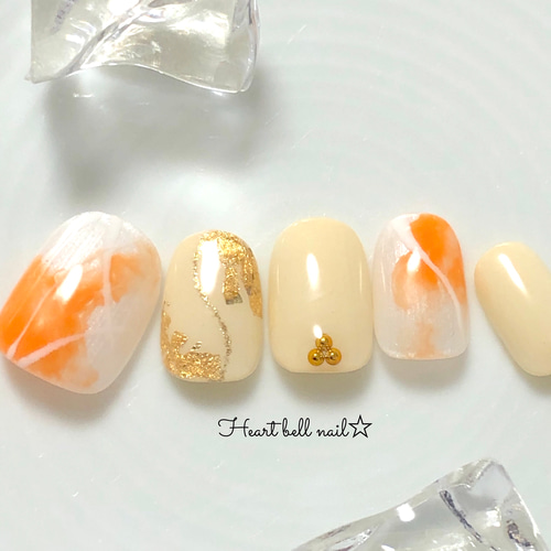 ビタミンカラーのタイダイネイル（オレンジ/夏ネイル/タイダイ柄