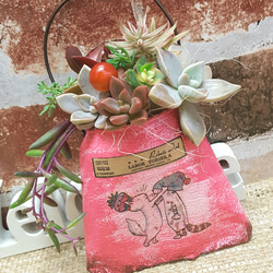 可愛いにゃんリメイク缶バック 多肉植物 taniku－maruko 通販｜Creema  