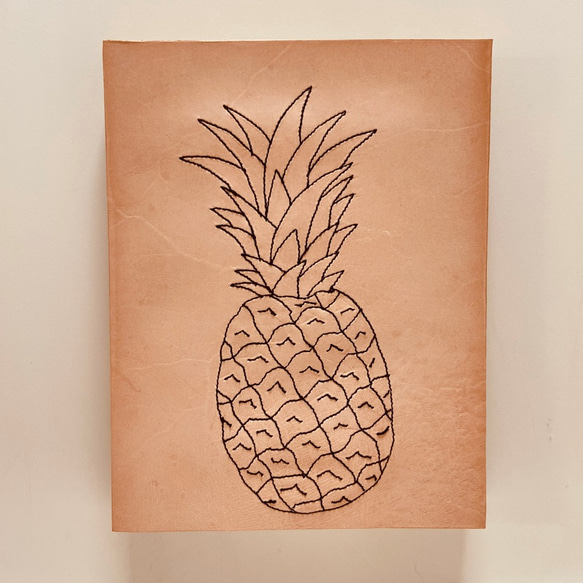 Pineapple fruit(送料無料) 1枚目の画像