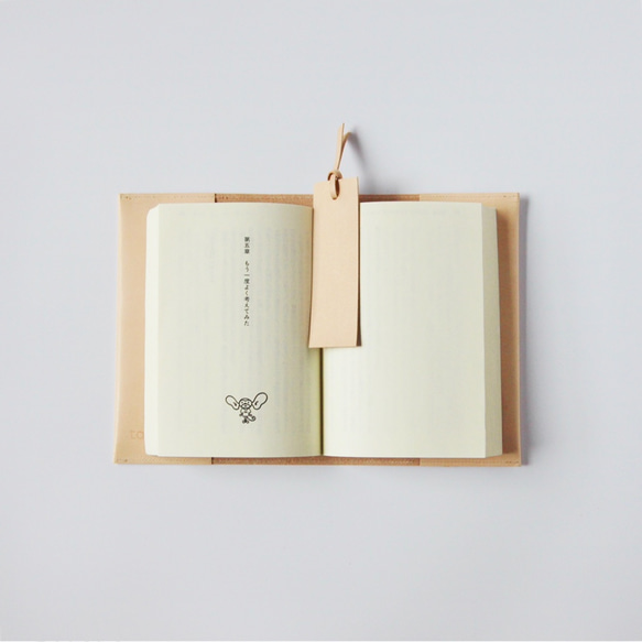 【再販】育てるヌメ革のブックカバー　「Book jacket (文庫本サイズ)」 4枚目の画像